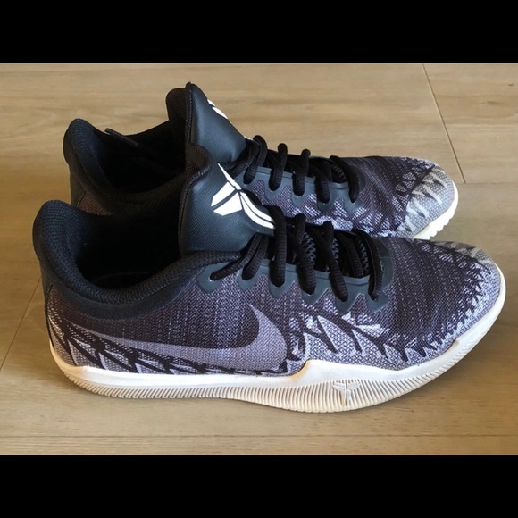 EUC 6 M Black Mamba Rage Kobe’s - Picture 2 of 4